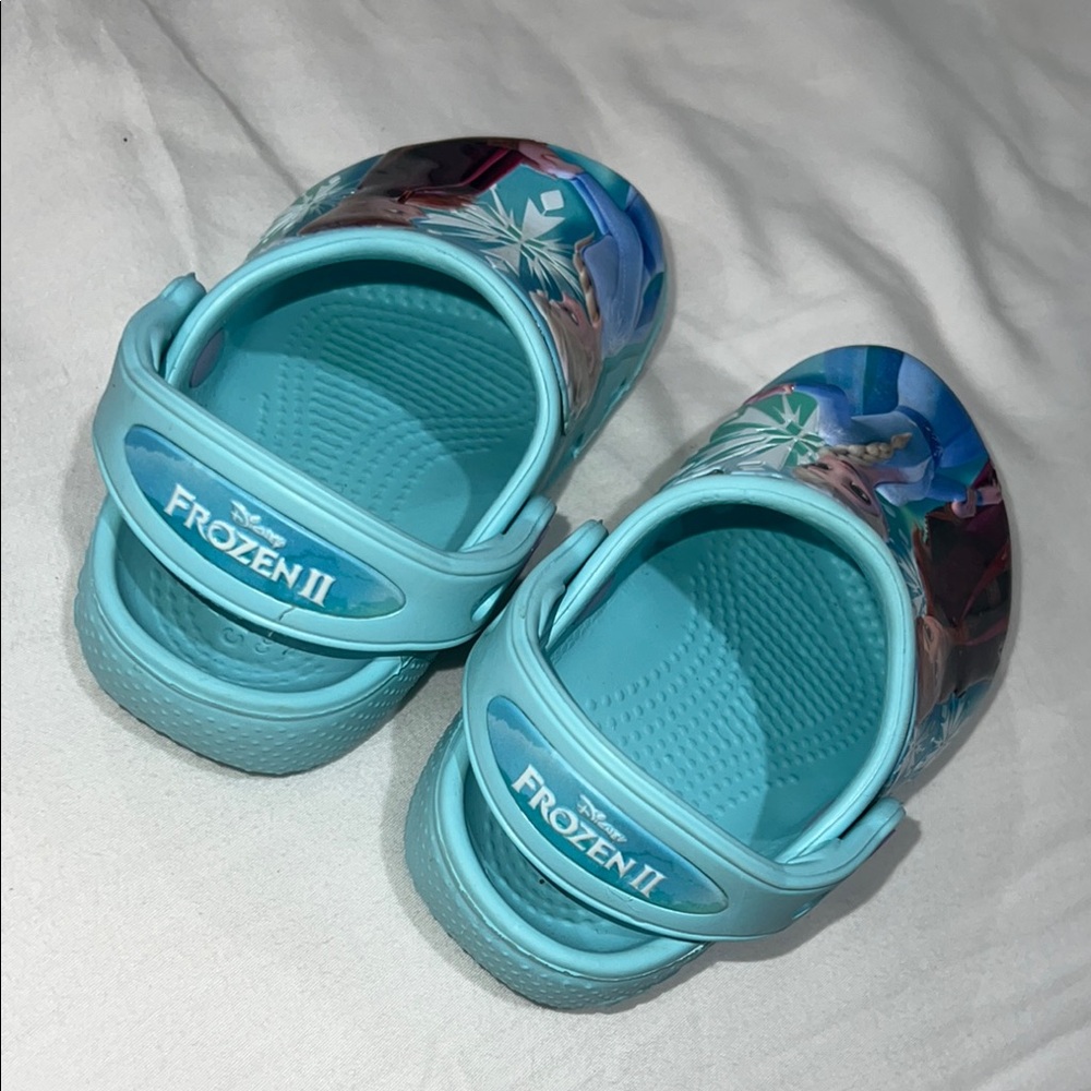 CROCS Blue Slippers Lightweight Water-Friendly